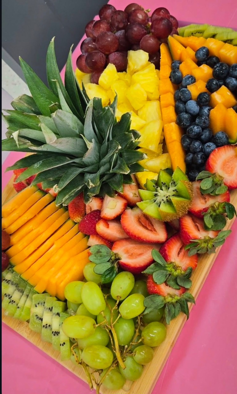 Seasonal fruit board