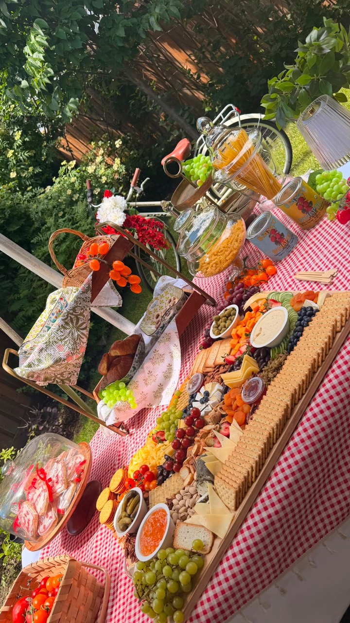 Celebration table details